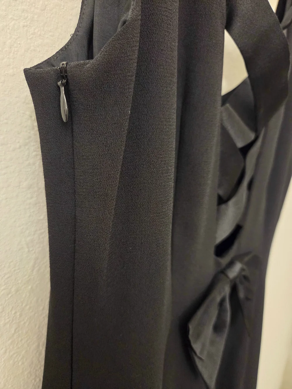 Laundry By Shelli Segal Black Sleeveless Maxi Dress with Crisscross Back - Picture 5 of 6